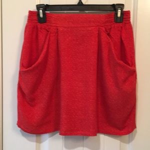 H&M flowy skirt with pockets